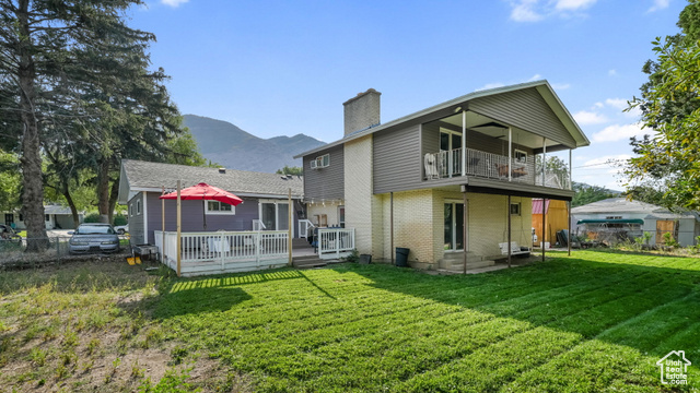 Photo 32 for MLS #2109837 at 2065 Robins Ave