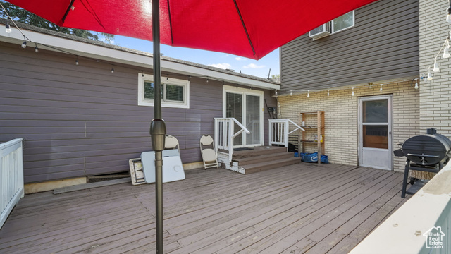 Photo 34 for MLS #2109837 at 2065 Robins Ave