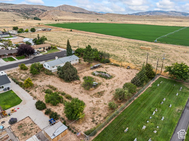 Photo 4 for MLS #2109840 at 390 N 300 West
