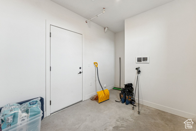 Photo 27 for MLS #2109858 at 6169 E Park Ln #60