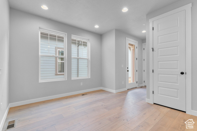 Photo 12 for MLS #2109860 at 11198 S Fordman Way