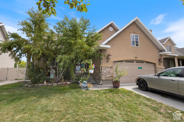 Photo 2 for MLS #2109867 at 3231 Lester St