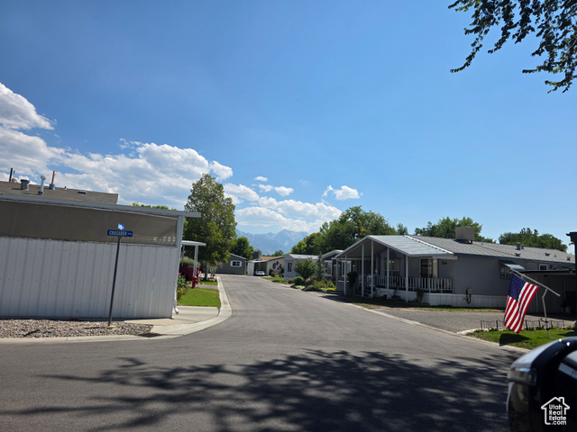 Photo 5 for MLS #2109875 at 296 E Nashue St #112