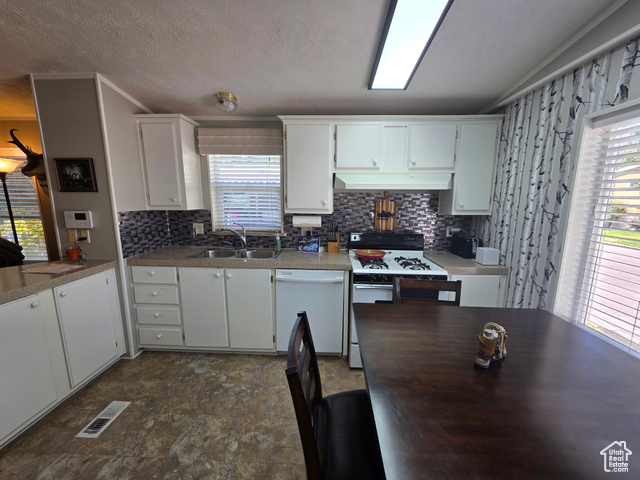 Photo 12 for MLS #2109875 at 296 E Nashue St #112