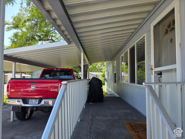 Photo 8 for MLS #2109875 at 296 E Nashue St #112