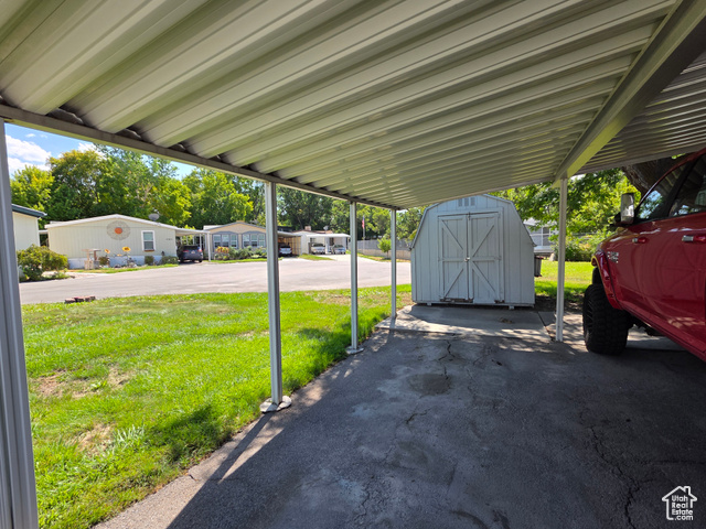 Photo 27 for MLS #2109875 at 296 E Nashue St #112