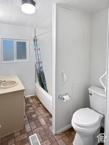 Photo 18 for MLS #2109911 at 685 S Main St