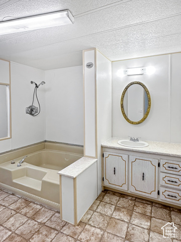 Photo 14 for MLS #2109911 at 685 S Main St