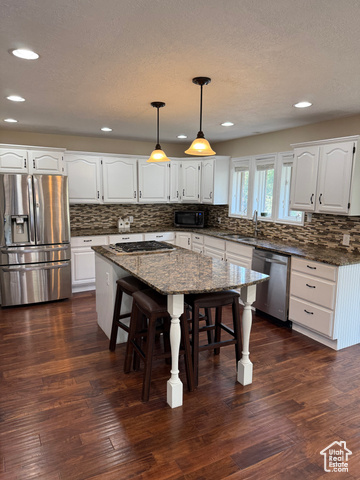 Photo 3 for MLS #2109914 at 1823 N 6250 East
