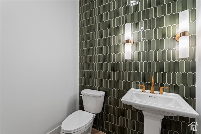 Photo 16 for MLS #2109974 at 1031 W 125 South