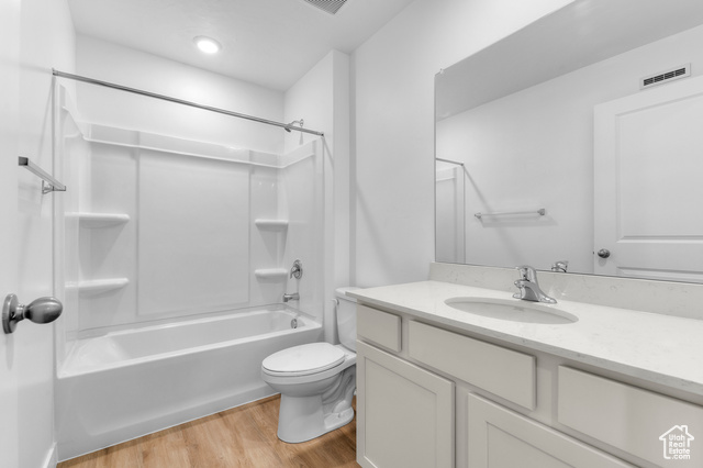 Photo 14 for MLS #2109982 at 1491 E 720 North #1058