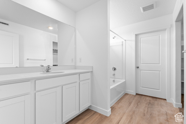 Photo 19 for MLS #2109992 at 4213 N Moray Dr #143