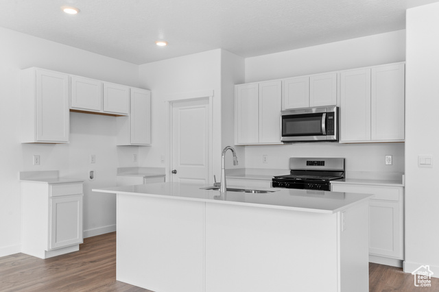 Photo 9 for MLS #2109992 at 4213 N Moray Dr #143
