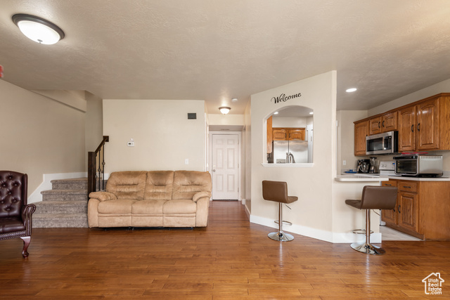 Photo 8 for MLS #2109994 at 802 Brookside Ct