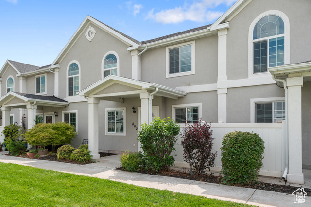 Photo 4 for MLS #2109994 at 802 Brookside Ct