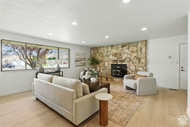 Photo 18 for MLS #2109997 at 715 N 400 East