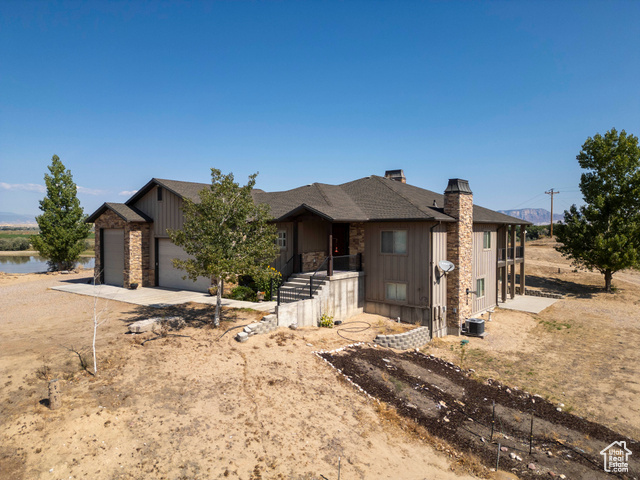 9235 S REDWASH RD, Jensen UT 84035