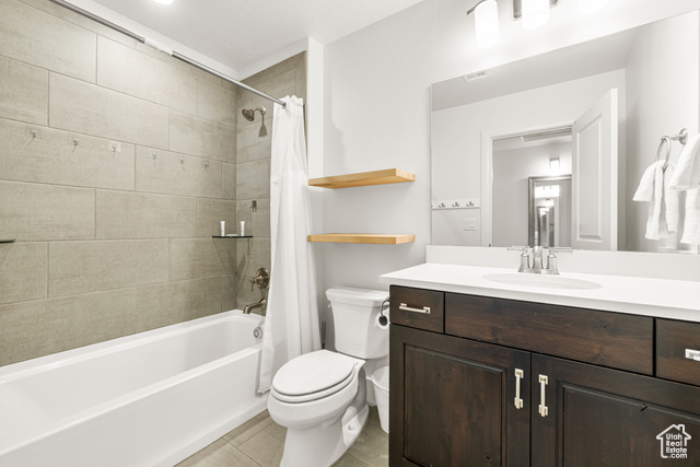Photo 18 for MLS #2110009 at 1387 N Rustico Dr