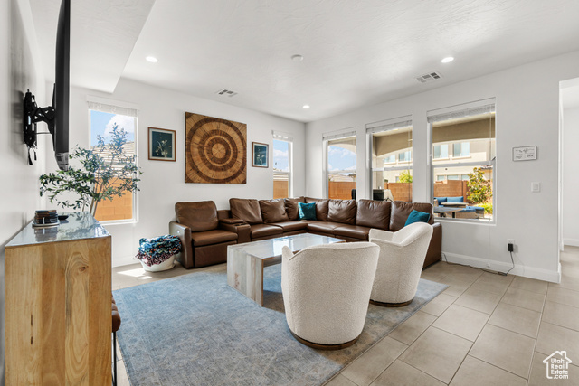 Photo 4 for MLS #2110009 at 1387 N Rustico Dr