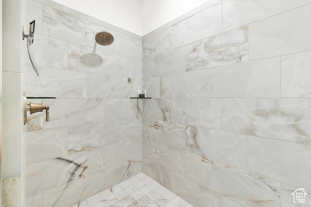 Photo 11 for MLS #2110009 at 1387 N Rustico Dr