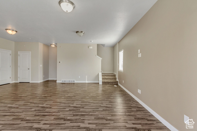 Photo 14 for MLS #2110023 at 5374 W Royal Arches Pl