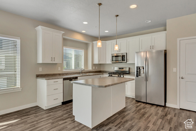 Photo 10 for MLS #2110023 at 5374 W Royal Arches Pl