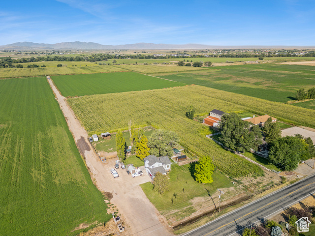 Photo 10 for MLS #2110032 at 155 S 4700 West