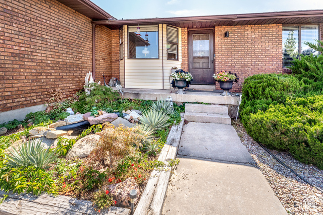 Photo 36 for MLS #2110037 at 4571 W Hillside Dr