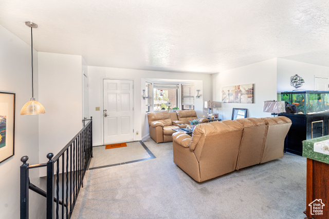 Photo 5 for MLS #2110037 at 4571 W Hillside Dr