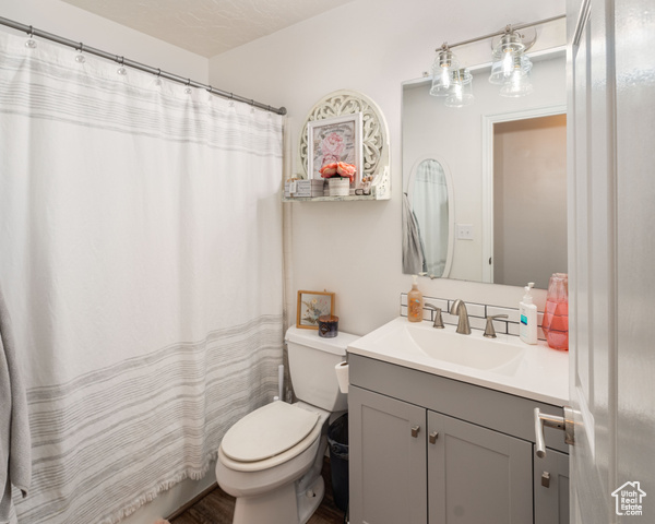 Photo 23 for MLS #2110037 at 4571 W Hillside Dr