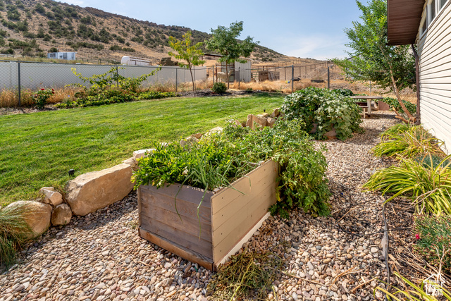 Photo 52 for MLS #2110037 at 4571 W Hillside Dr