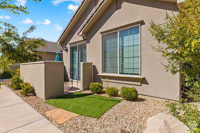 Photo 21 for MLS #2110041 at 1914 E Fiesta Ln