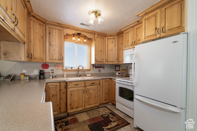Photo 11 for MLS #2110042 at 3196 W 7200 South