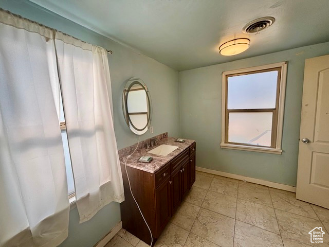 Photo 13 for MLS #2110080 at 1731 E 22nd St