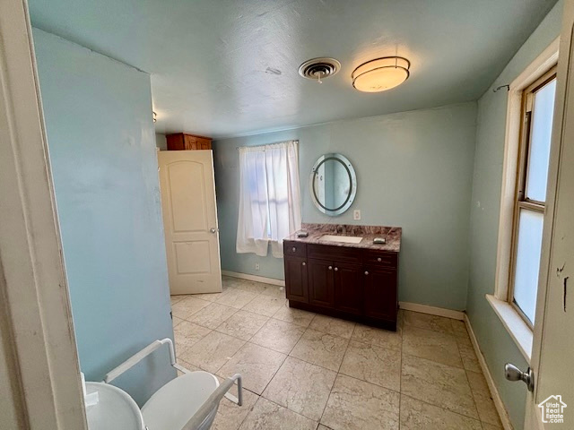 Photo 15 for MLS #2110080 at 1731 E 22nd St
