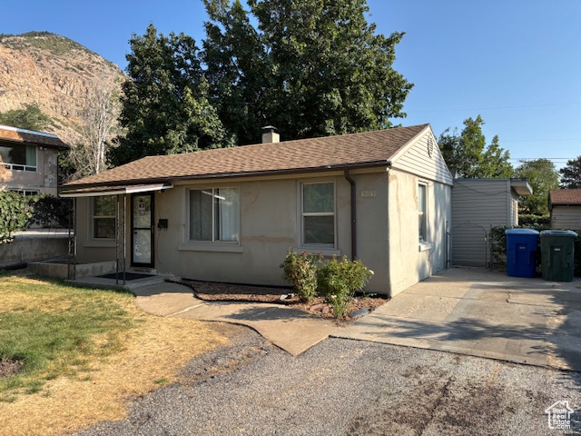 Photo 2 for MLS #2110080 at 1731 E 22nd St