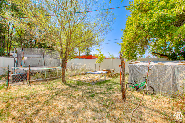 Photo 23 for MLS #2110085 at 3143 Ogden Ave