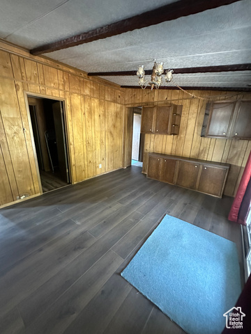 Photo 9 for MLS #2110101 at 185 E Main St