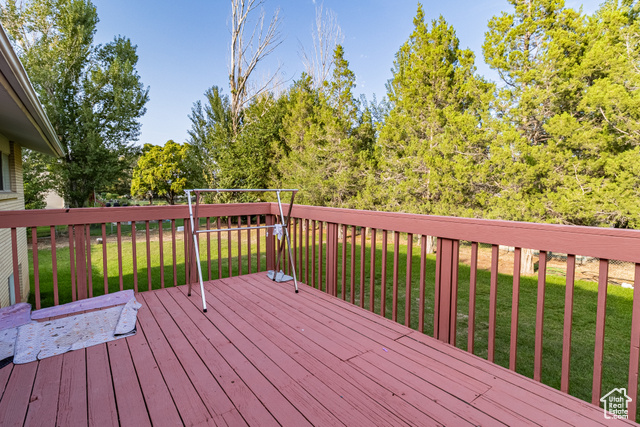 Photo 18 for MLS #2110106 at 878 N 2600 West