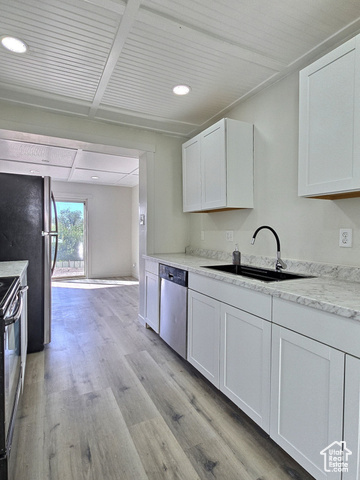 Photo 7 for MLS #2110116 at 154 D St