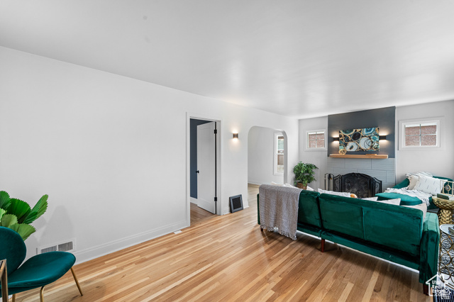 Photo 4 for MLS #2110148 at 2607 S 700 East