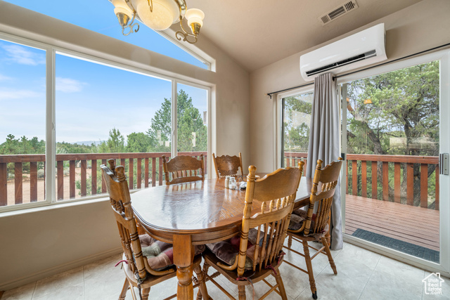 Photo 7 for MLS #2110150 at 635 N Cougar Ln