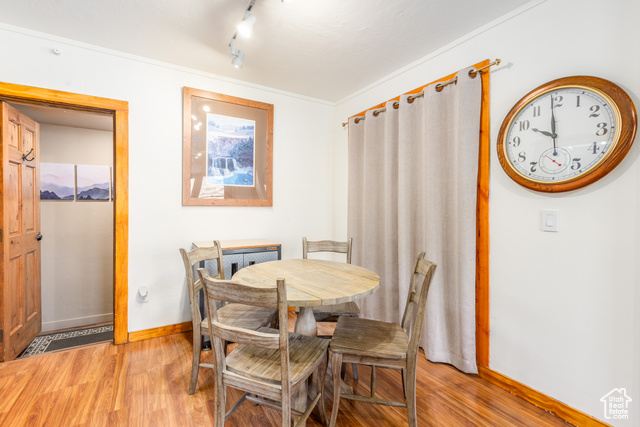 Photo 11 for MLS #2110171 at 1150 Empire Ave #33