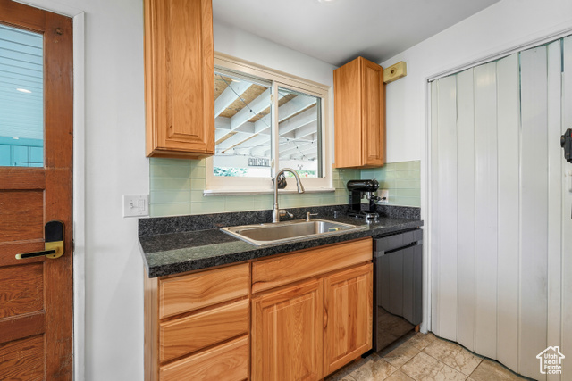 Photo 10 for MLS #2110172 at 1475 W 4950 South
