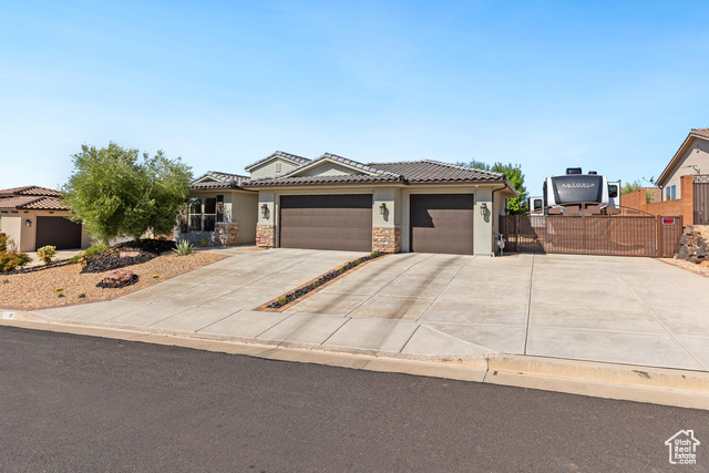 Photo 2 for MLS #2110175 at 871 N Via Del Medio