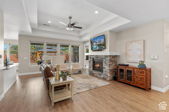 Photo 4 for MLS #2110175 at 871 N Via Del Medio