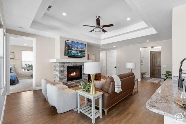 Photo 3 for MLS #2110175 at 871 N Via Del Medio