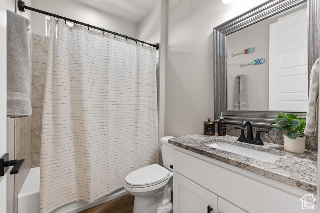 Photo 17 for MLS #2110175 at 871 N Via Del Medio