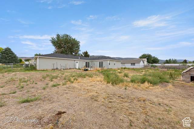 Photo 22 for MLS #2110178 at 4511 N Marshal Trl