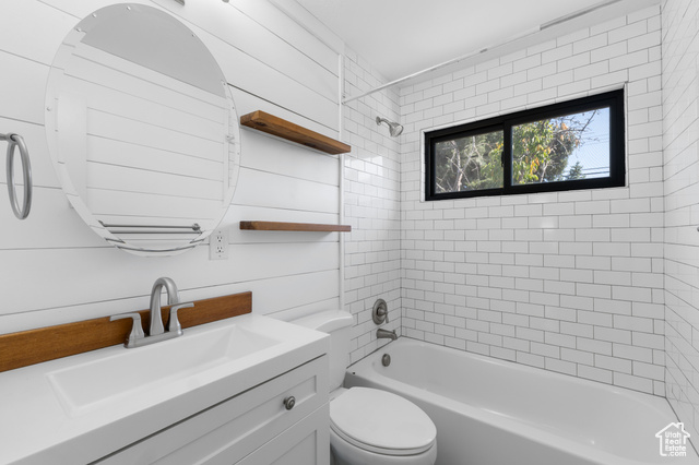 Photo 10 for MLS #2110182 at 4257 S Morris St